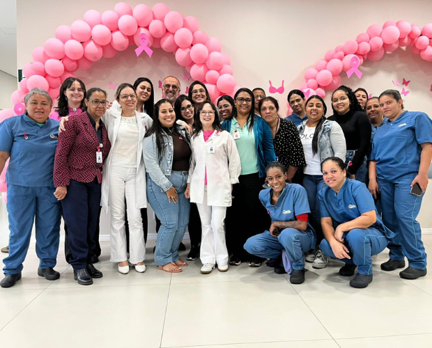 Hospital Oncolgico conscientiza funcionrias sobre a preveno de cncer de mama